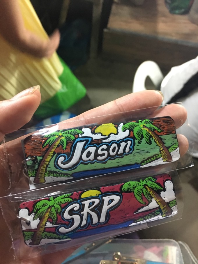 --> 虽说机加酒的半自由行听起来也是自由 但是给你配备了导游相对耳根就没那么清静,总会给你推销点东西不论是特产还是活动项目所以对于时间不紧经费也比较宽裕的我还是建议可以全自由行~ 以下是对大家要去长滩岛的tips 1. 如果可能的话可以选择高档点的酒店 比如S1的酒店,比较安静 环境也好 2.
